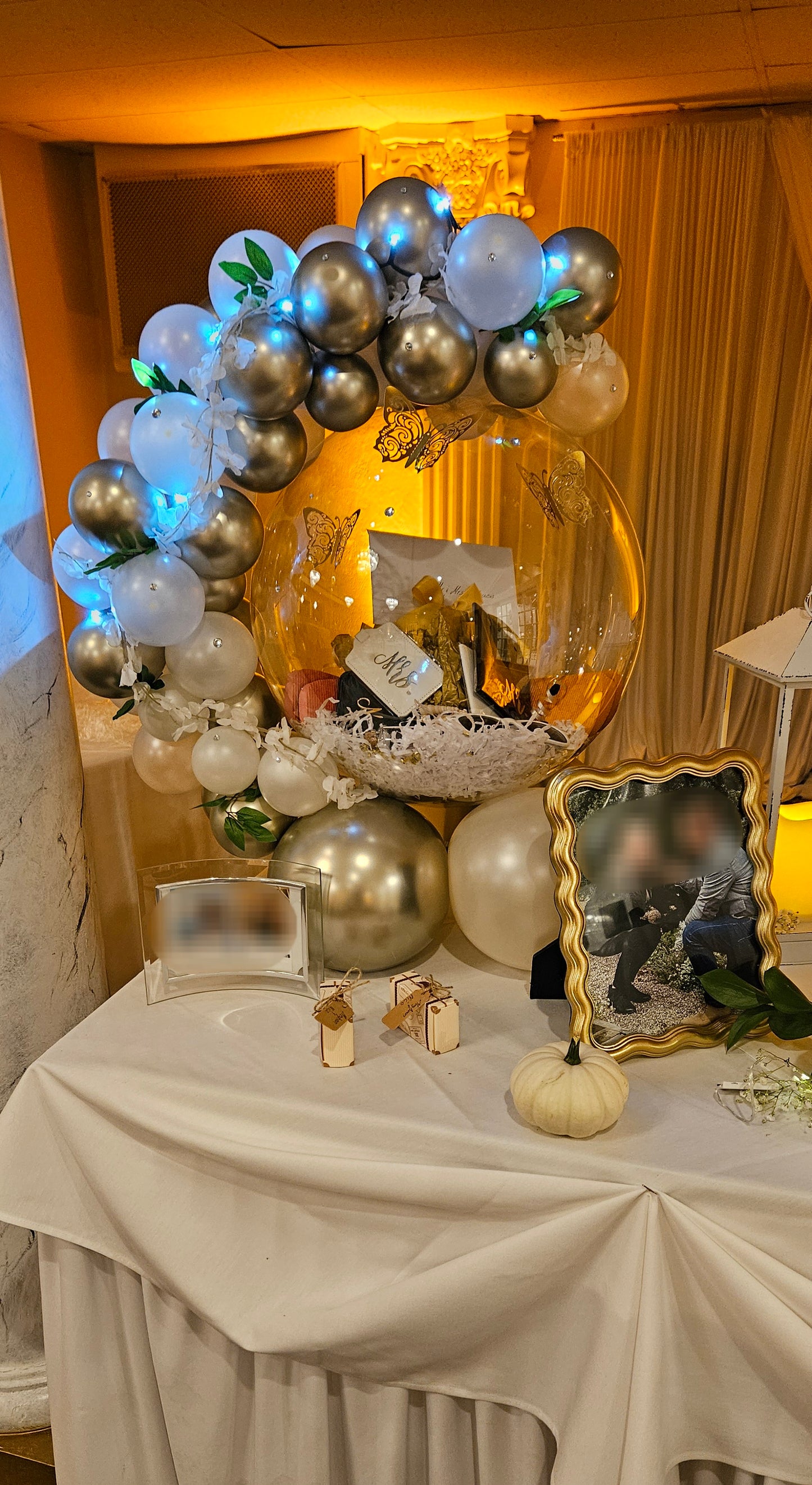 Hug Style Stuffed Balloon