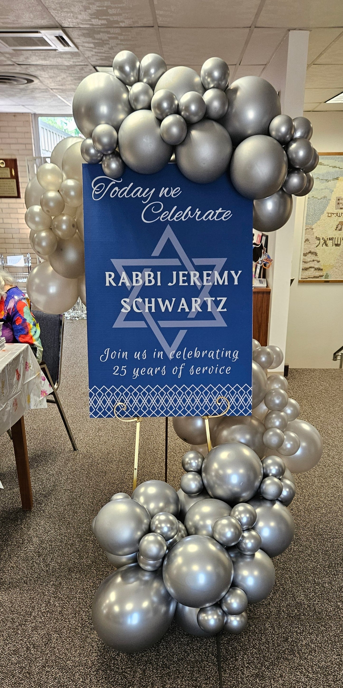Special Order Welcome Sign with Balloons