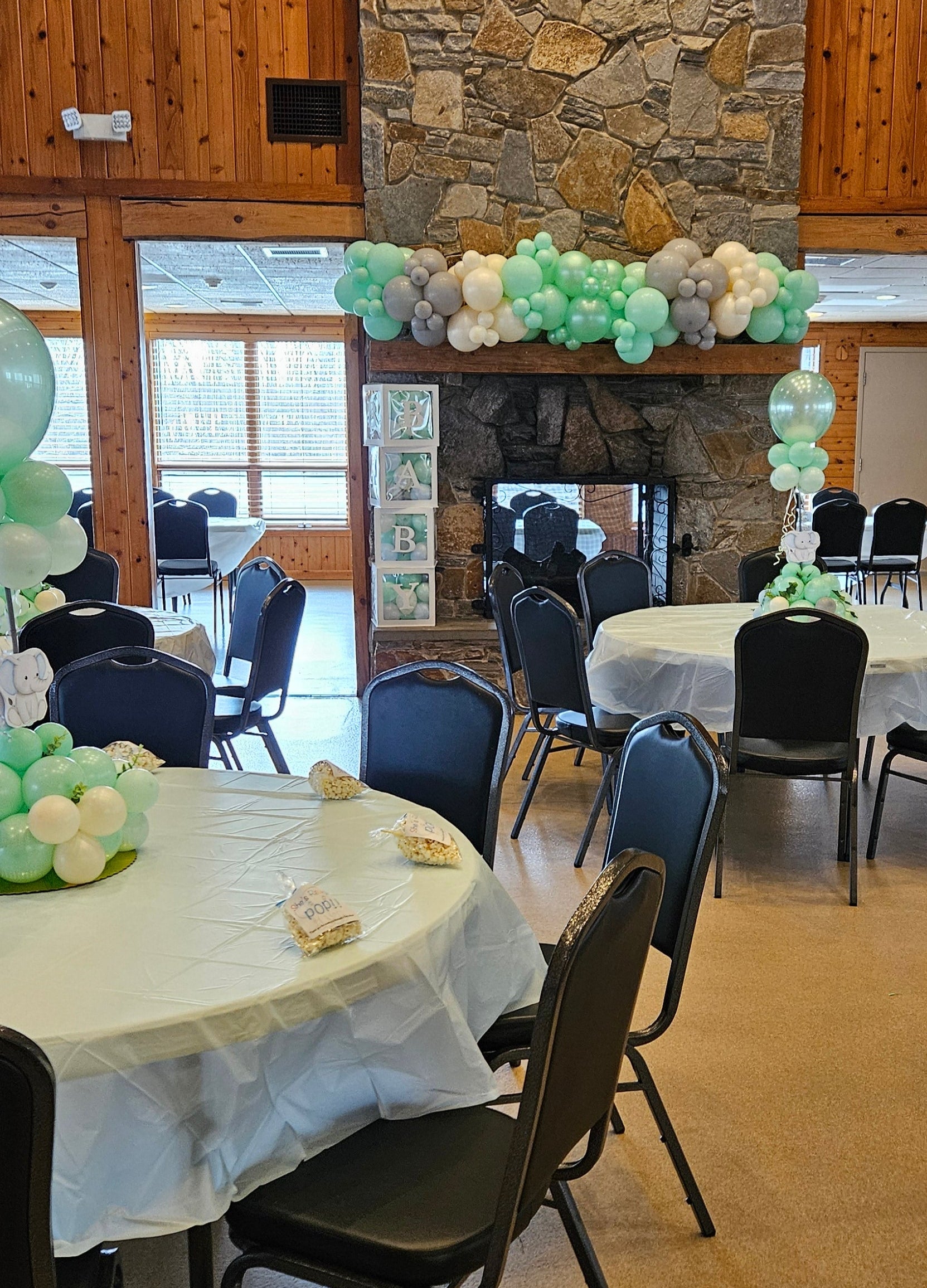 baby shower decor balloon garland